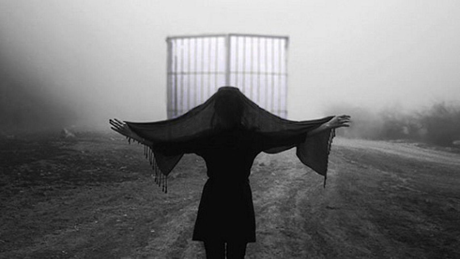 ازدواج ۳۶۰ دختر زیر ۱۴ سال در ایران