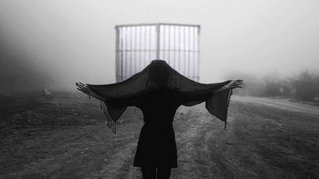 ازدواج ۳۶۰ دختر زیر ۱۴ سال در ایران