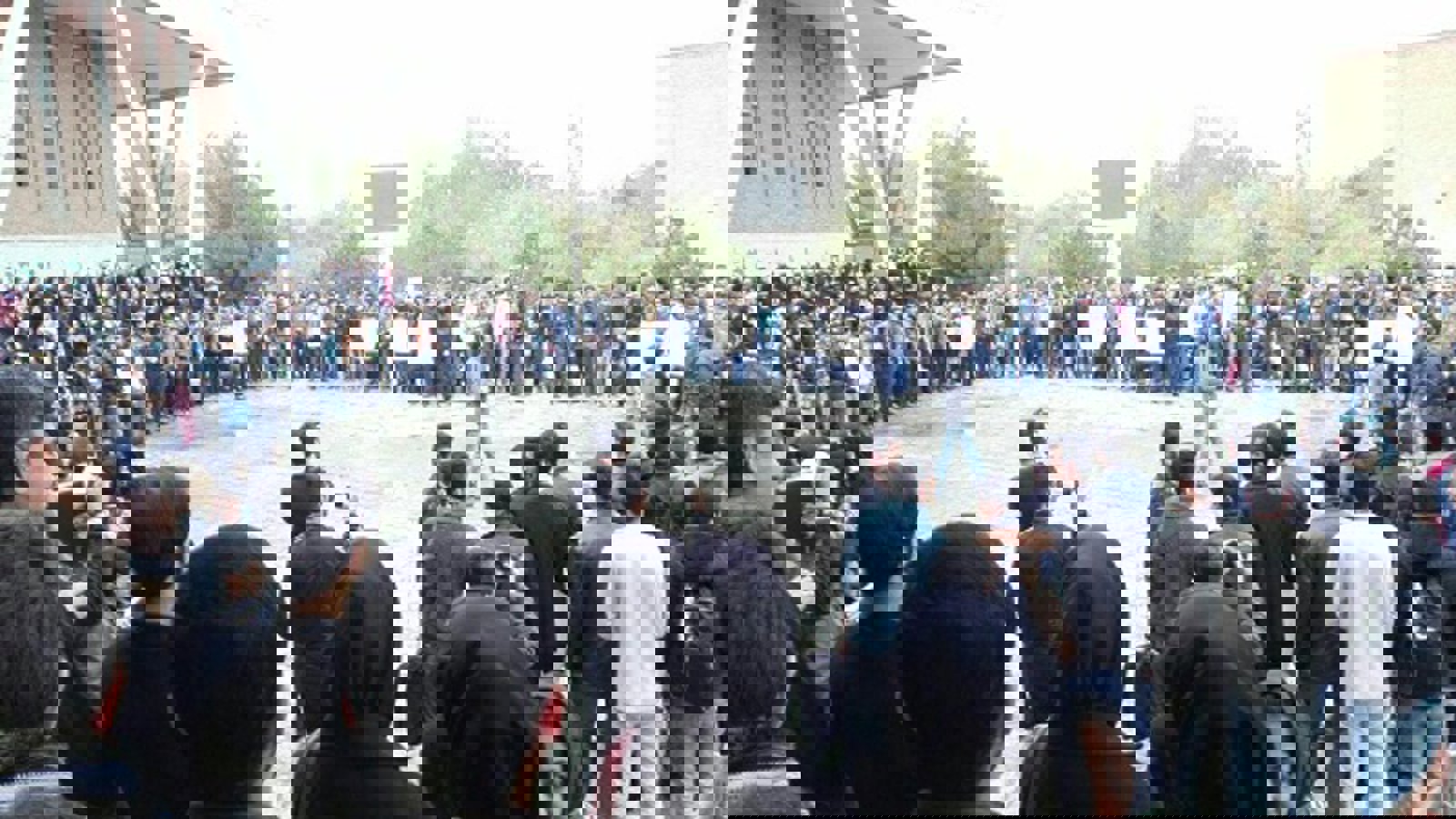 فوری: تحصن دانشجویان دانشگاههای تبریز + تصاویر