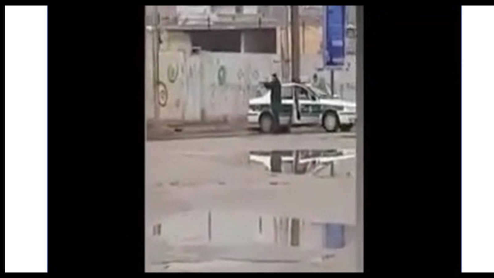 یک مامور پلیس در شادگان خلع سلاح و کشته شد + ویدئو