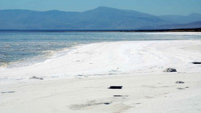 آیا خشک شدن دریاچه اورمیه باعث افزایش سرطان در آزربایجان شده است؟