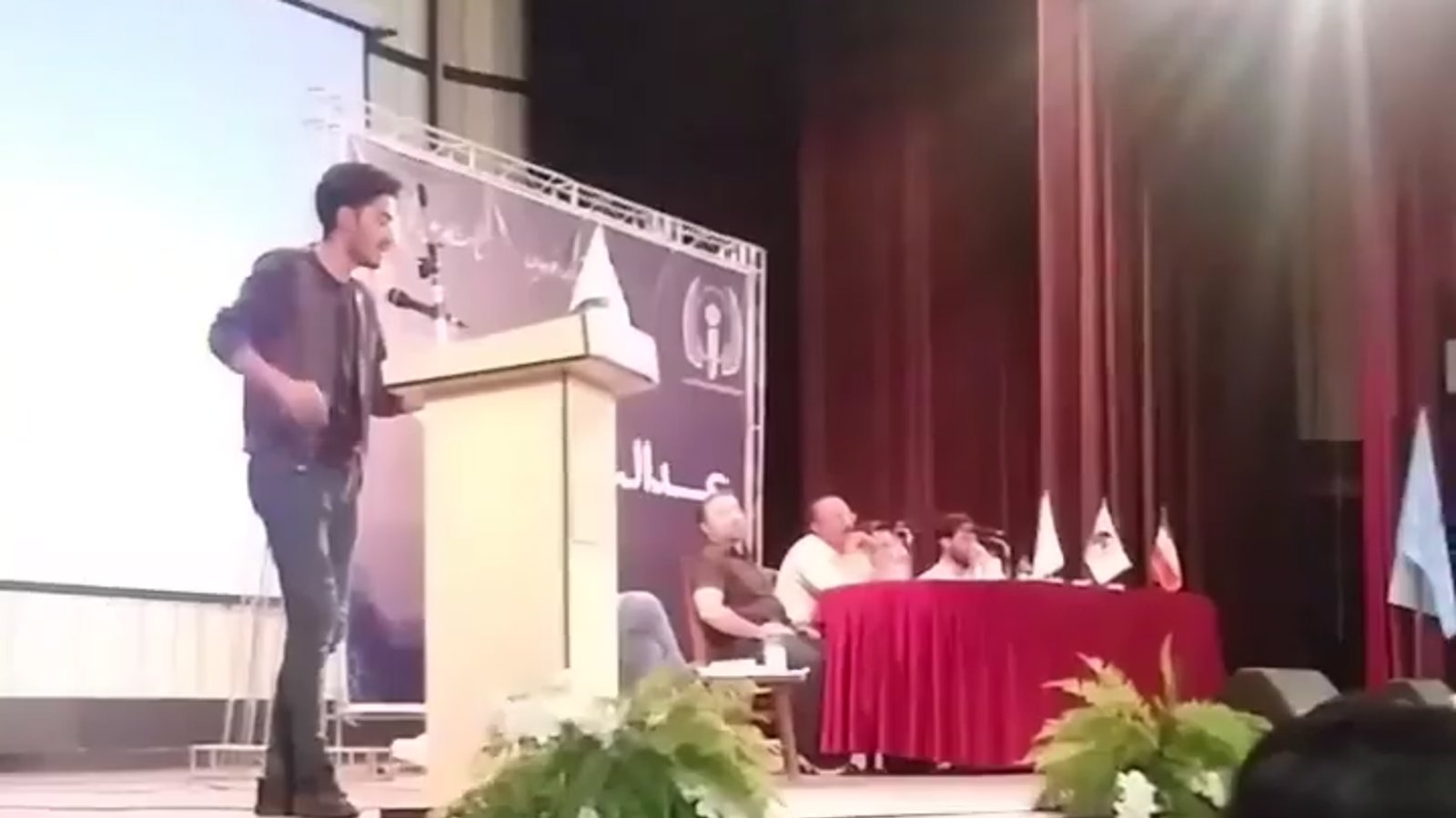 اعتراض دانشجویان دانشگاه تبریز به تبعیض علیه آزربایجان