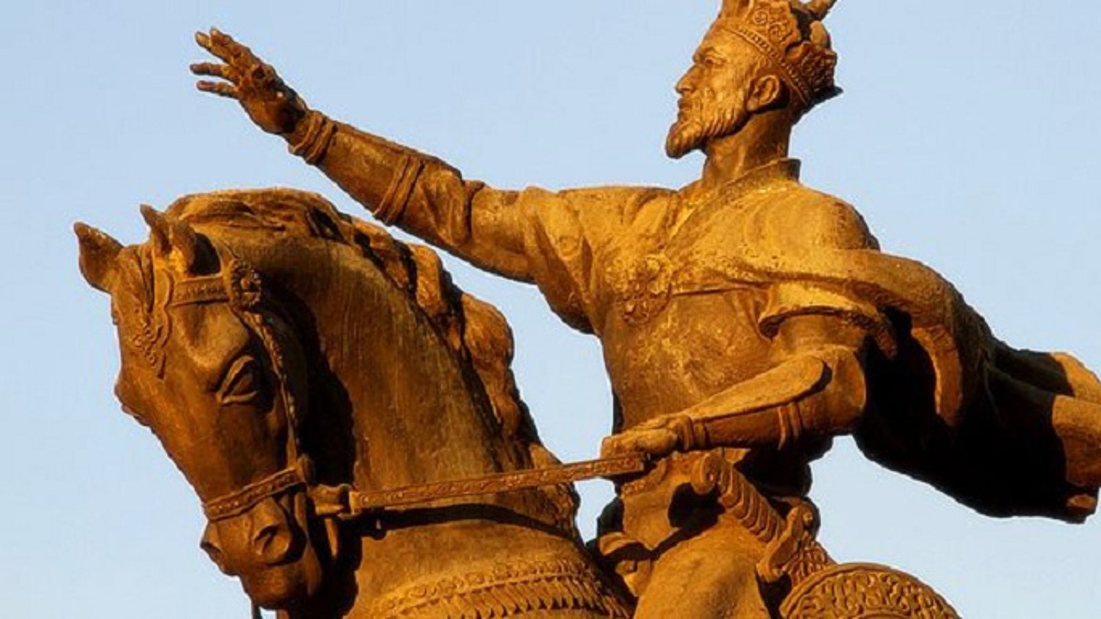 رونمایی از قرآنِ پادشاه تورک “تیمورگورکانی” در موزه آمریکا