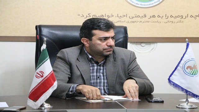 نماینده مردم اورمیه: احیای دریاچه اورمیه بیشتر یک ادعاست