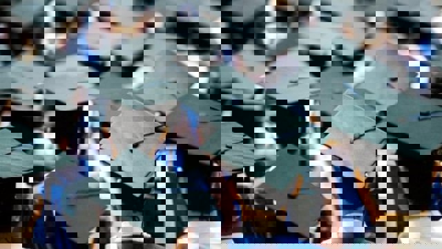 وزیر کار ایران: یک میلیون و ۴۰۰ هزار نفر تحصیلکرده بیکار داریم