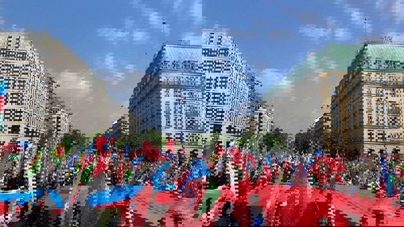 آیا با چسب و سریش میتوان ملتها را بهم پیوند داد؟!