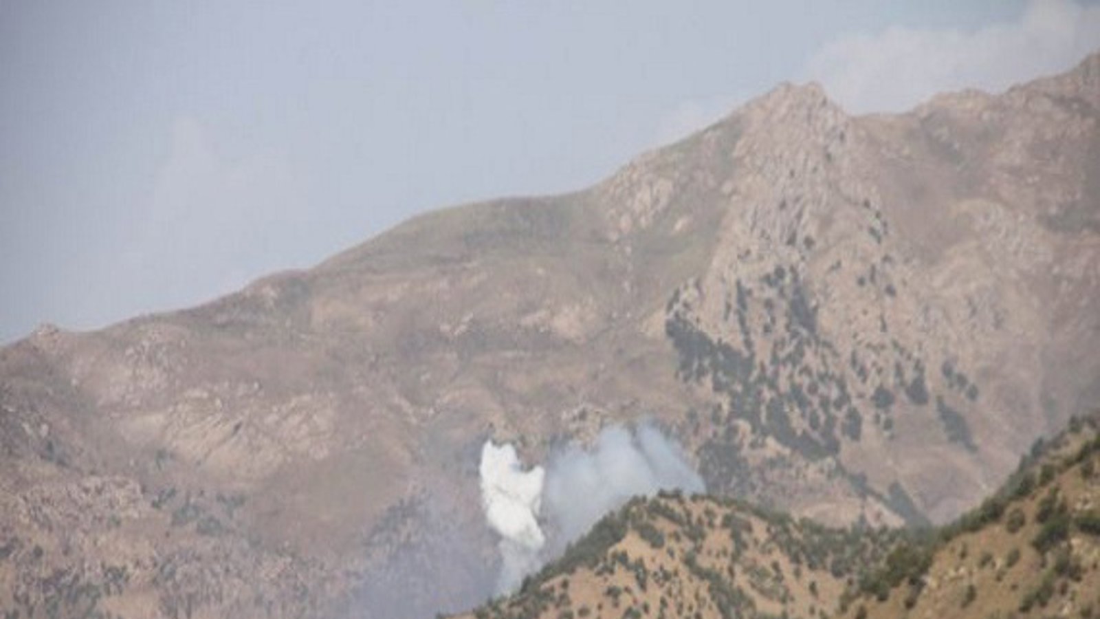 کشته و زخمی شدن ۵ نظامی ایران در درگیری با تروریست های پژاک