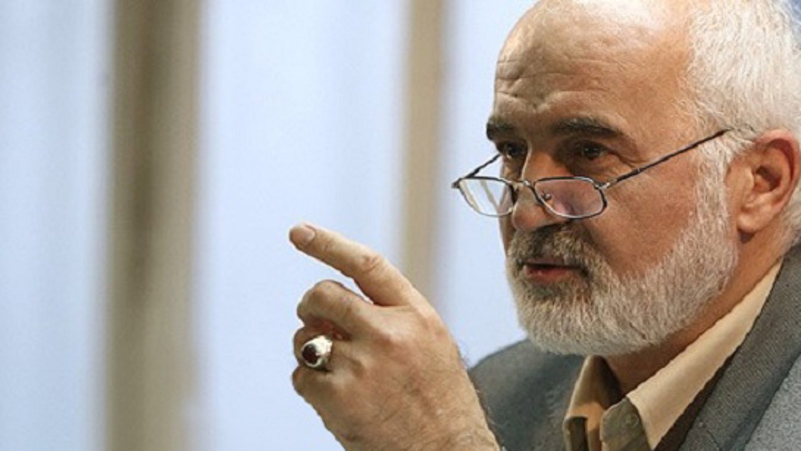 کاهش قیمت نفت و تاثیر آن بر آینده ایران و بشار اسد