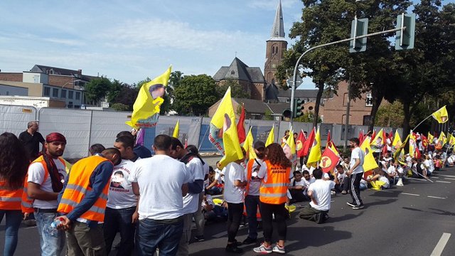 دولت آلمان نمایش تصویر سرکرده تروریست های پ ک ک را ممنوع اعلام کرد