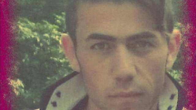 مسئولین زندان اردبیل مانع از آزادی فرشید پیچگانلو می‌شوند