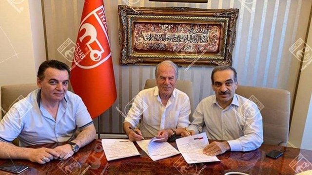 مصطفی دنیزلی سرمربی تراختور آزربایجان شد