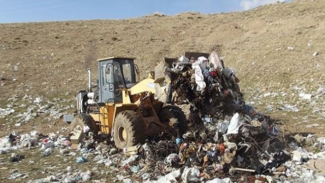تبدیل ''بیجارآزربایجان'' به محل دفن زباله‌های خطرناک ''سنندج''