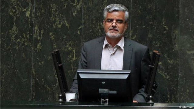 محمود صادقی، نماینده مجلس ایران به ویروس کرونا مبتلا شد