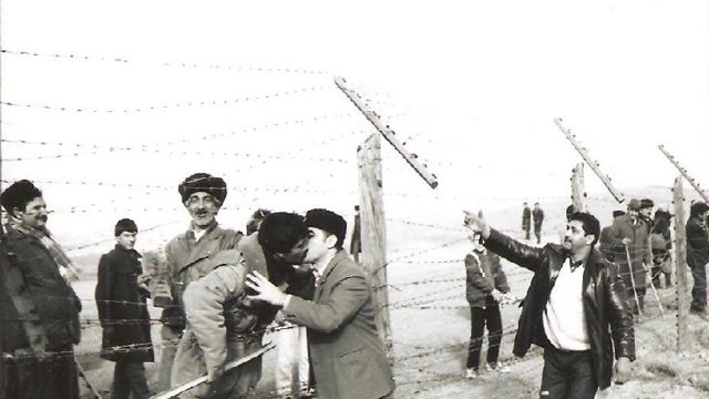 ۳۱ دئکابر دونیا آزربایجانلیلاری نین هم رأیلیک گونو قوتلو اولسون – ارسلان بیگی