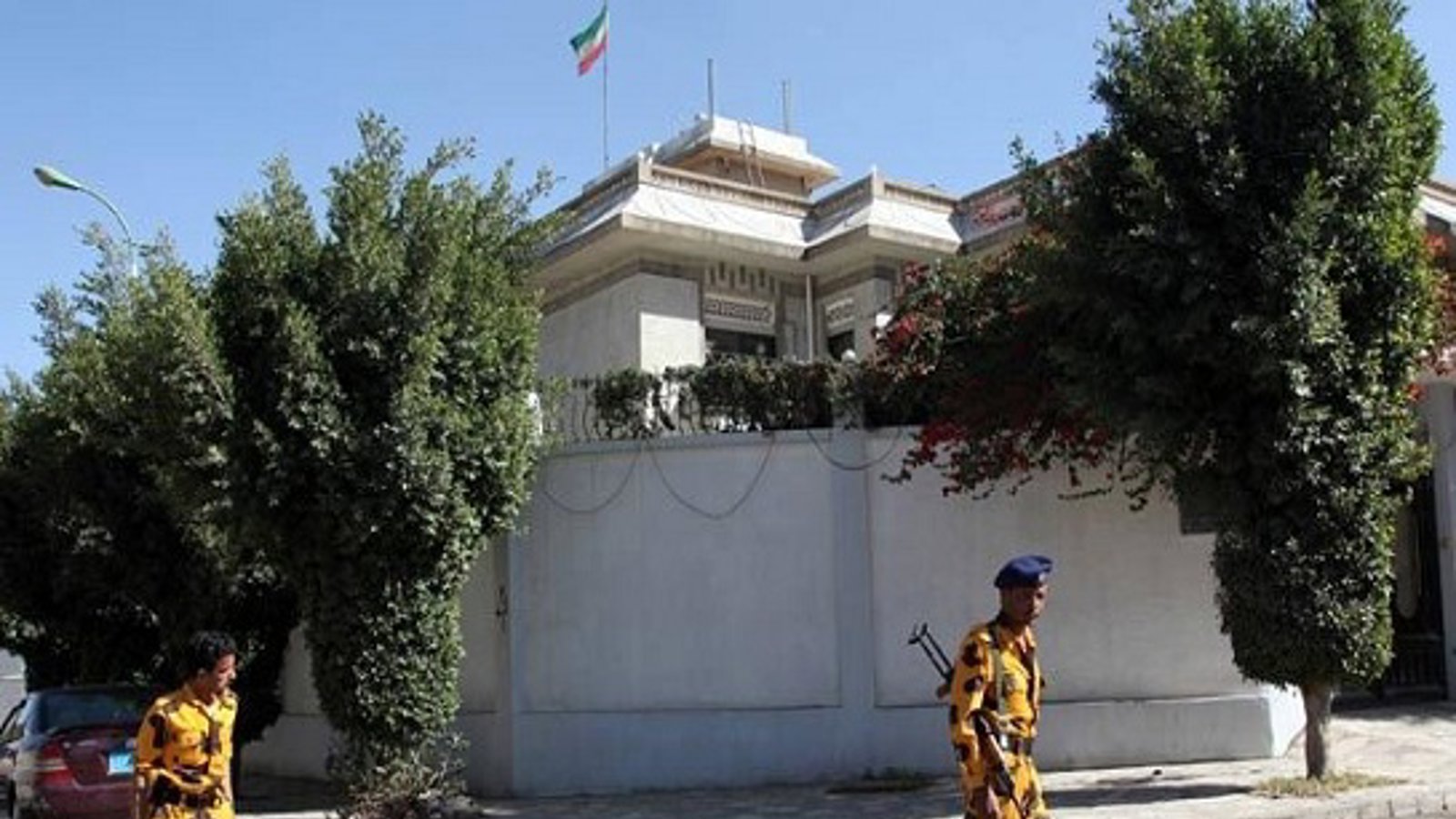 عربستان حمله هوایی به سفارت ایران در صنعا را تکذیب کرد