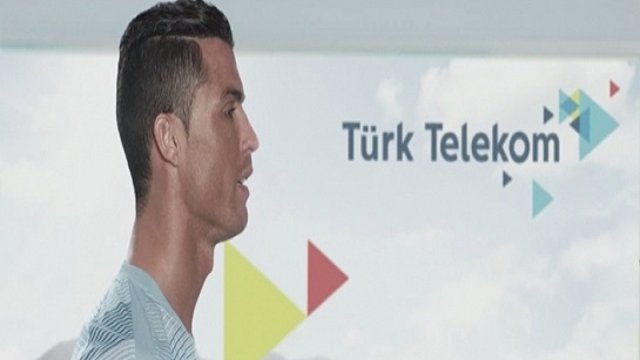 دستمزد ۲٫۵ میلیون یورویی ''رونالدو'' از آگهی یک شرکت مخابراتی ترکیه