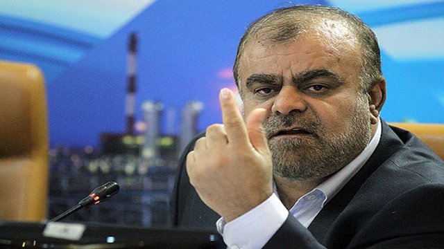 وزير نفت سابق و فرمانده  قرارگاه خاتم  در سفر به تبريز : در ایران مشکل فرهنگی یا اجتماعی نداریم