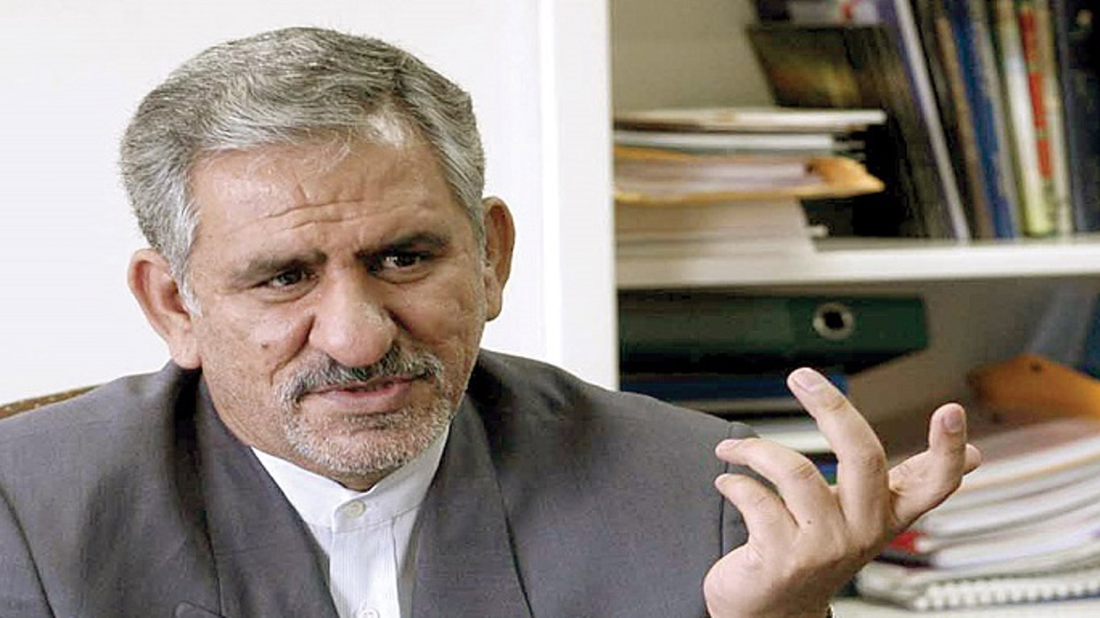 دولت برنامه‌ای برای مبارزه با بیکاری ندارد