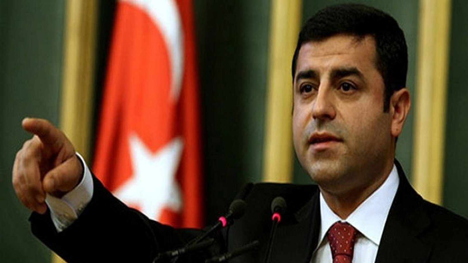 صلاح الدین دمیرتاش: از پ ک ک می خواهم تا به اقدامات "خشونت طلبانه" ی خود پایان دهد