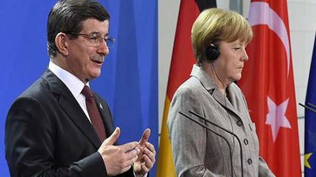 پاسخ قاطع داود اوغلو به سوال خبرنگار آلمانی  در مورد مبارزه با تروریسم  + ویدئو