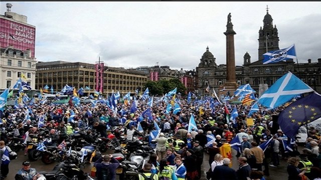 مردم اسکاتلند خواستار جدایی از انگلیس شدند