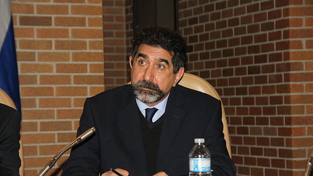 نژادپرستى ؛ از همسر رئیس جمهور تا رضا پهلوى، و از سروش تا سینماى ایران