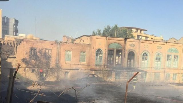 خانه قاجاری انصاری در اورمیه در آتش سوخت