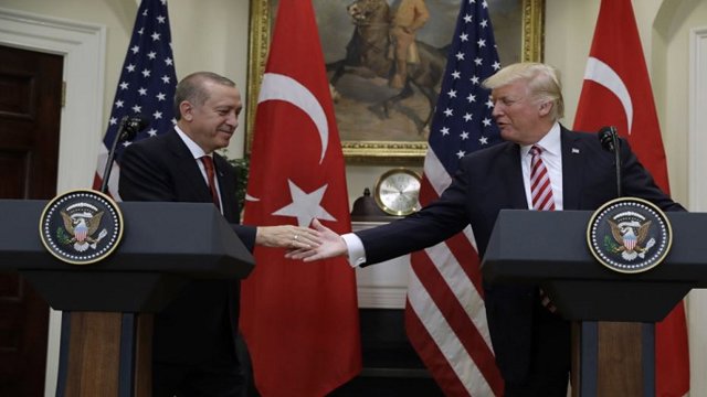 ترامپ : در جنگ با پ ک ک از تورکیه حمایت می کنیم