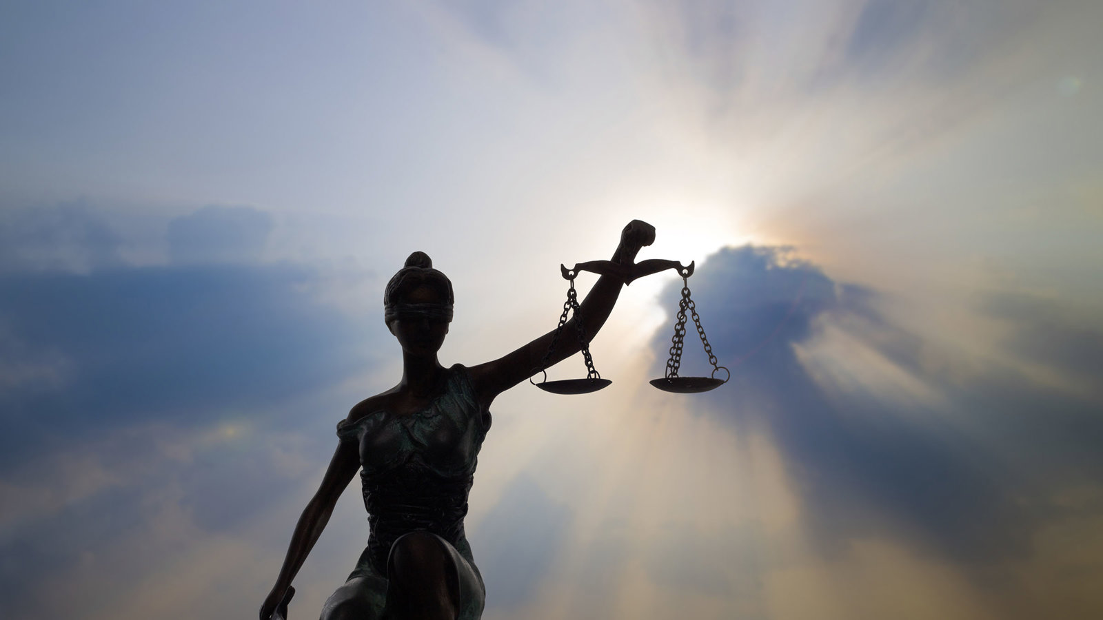 مبارزه برای تحقق عدالت و حقوق انسانی