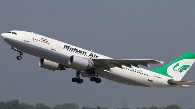 نماینده شیراز: سازمان هواپیمایی و ماهان متهم ردیف اول ورود کرونا هستند