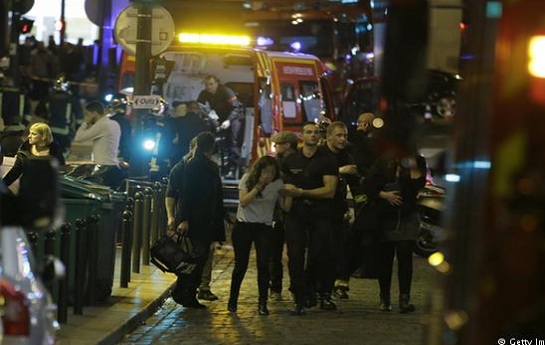 تروریستها پاریس را غرق در خون نمودند