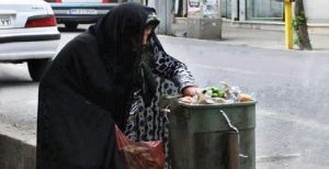معاون وزارت بهداشت ایران:۳۰ درصد جمعیت ایران گرسنه‌اند و نان خالی هم ندارند