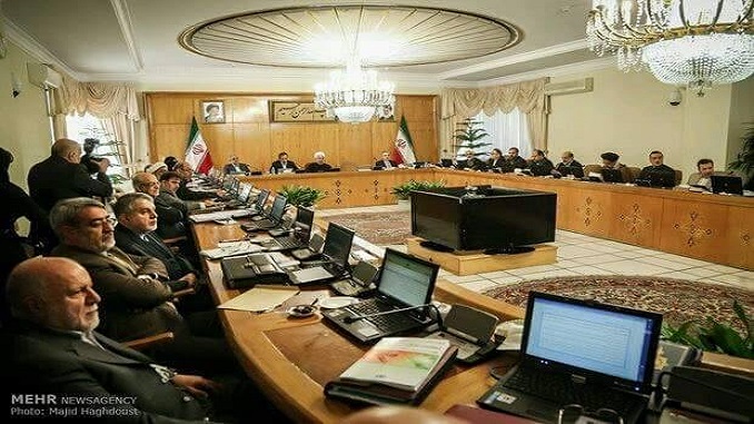 ایران واحد پول خود را به تومان تغییر می دهد
