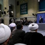 رهبر ایران: محافل انگلیسی برای تجزیه ایران و منطقه نقشه میکشند