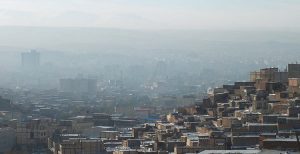 ناوگان حمل‌ونقل عمومی و سوخت مازوت نیروگاه‌ها عامل اصلی آلودگی هوا در تبریز