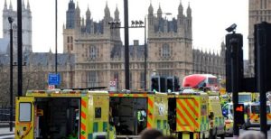 حمله لندن: یک مامور پلیس چاقو خورد، چهار نفر کشته شدند