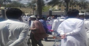 برای دومین روز تجمعات اعتراضی نسبت به بازداشت مولوی فضل الرحمن کوهی ادامه یافت
