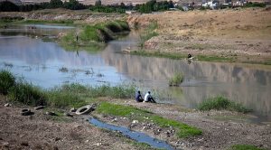 رودخانه قارا سوی‌ اردبیل همچنان‌ آلوده به‌ پساب‌های‌ صنعتی