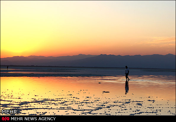 مشاور وزیر نیرو:متوسط آب تجدید پذیر حوضه دریاچه اورمیه 22 درصد کاهش داشت