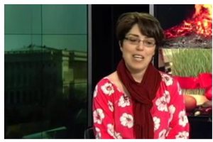 آمئريكانين سسی/کئتايون سرنیثار: ننه‌لريميز دئيردي کي،بوتون خئيير ايشلري نووروزا ساخلايين