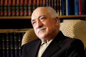 جنبش فتح الله گولن، معمای ترک: «مدرسه پیش از مسجد»-لوموند دیپلماتیک