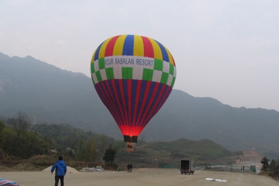 افتتاح مجموعه بالن سواری مشکین شهر (خیاو) توسط بخش خصوصی