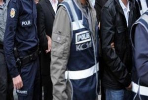 دستگیری ۸ ایرانی در آنکارا به اتهام قاچاق مواد مخدر