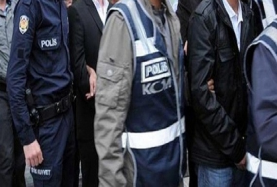 دستگیری ۸ ایرانی در  آنکارا به اتهام قاچاق مواد مخدر