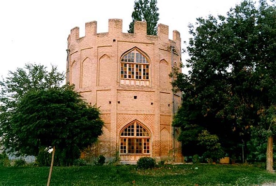 احیای برج تاریخی «خلعت‌پوشان» تبریز