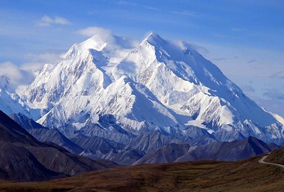 تغییر نام قله‌کوهی در آلاسکا توسط باراک اوباما به نام تاریخی خود