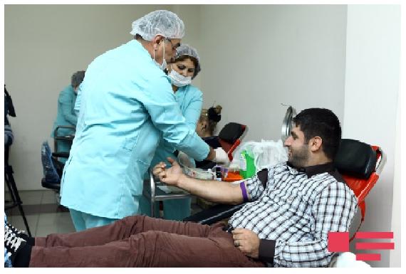 در روز عاشورا مردم آزربایجان شمالی خون اهدا کردند