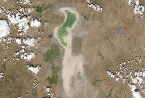 انتقال آب دریاچه وان به دریاچه ارومیه در دستور کار قرار ندارد