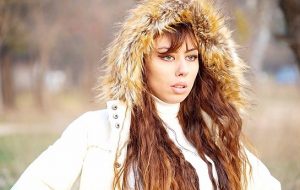 مصاحبه اختصاصی آرازنیوز با خواننده جوان و موفق آزربایجانی خانم ”سارا کُرال”