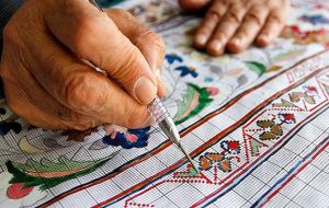 طراحی مجموعه قالی با عنوان ”صلح جهانی” در تبریز